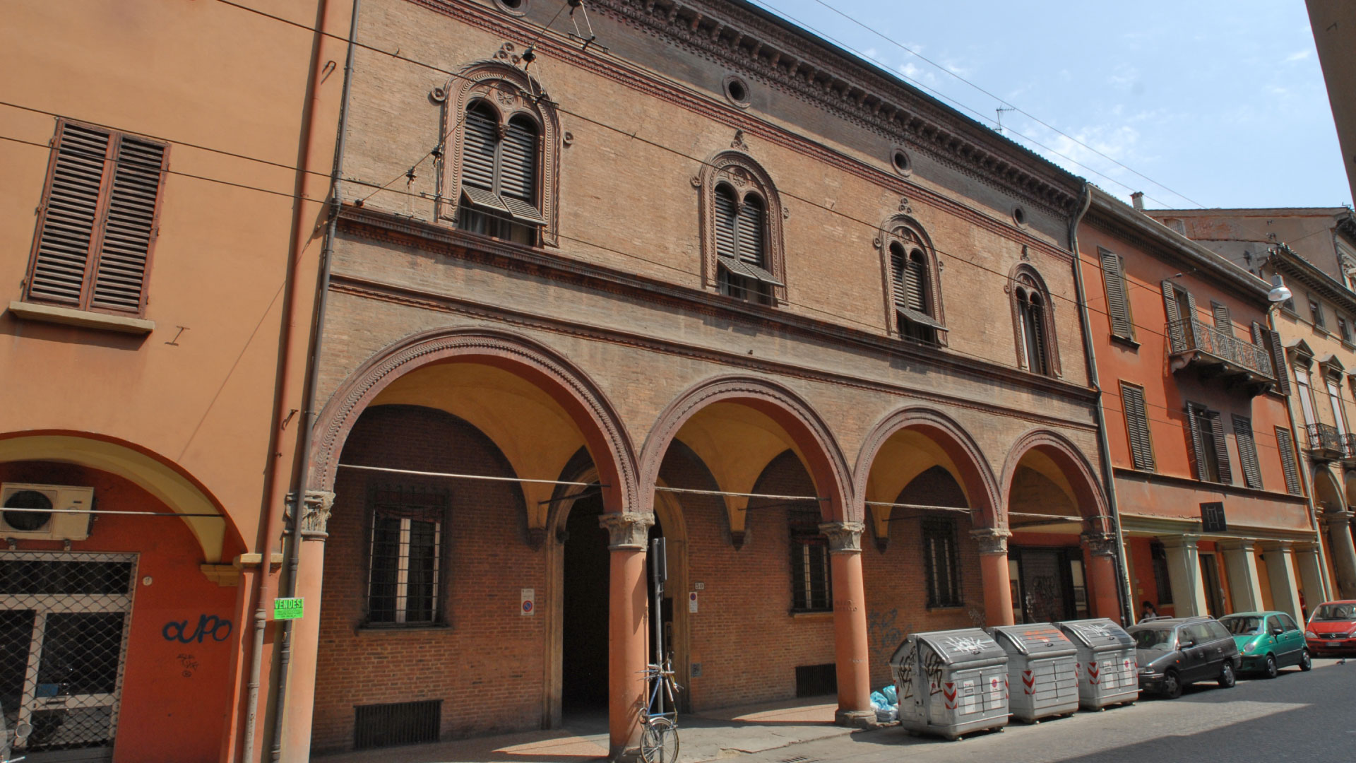Casa Belluzzi, Bologna